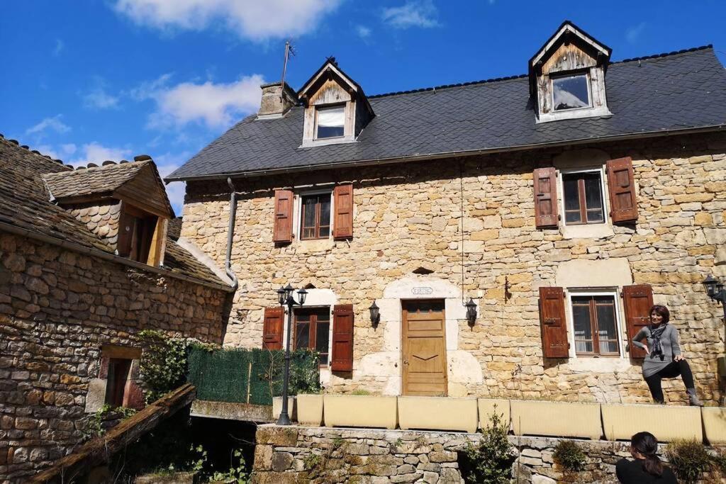 Maison Traditionnelle En Lozere Saint-Saturnin  Eksteriør billede